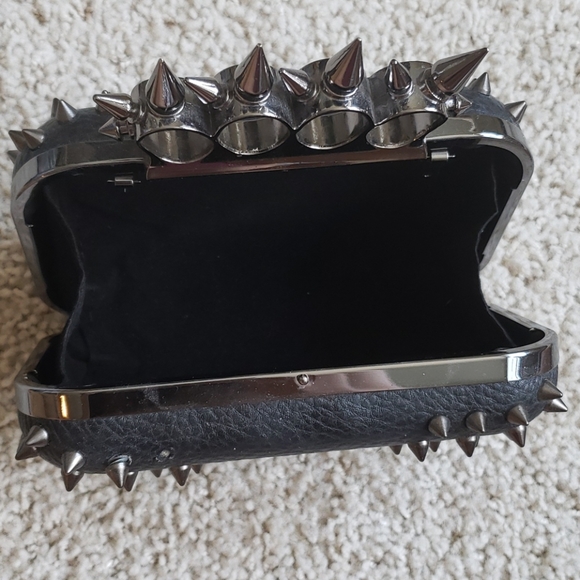 Black spikey clutch purse/bag - Picture 3 of 6